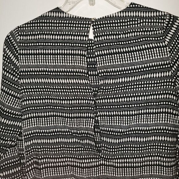 3/$20 Sale H&M Black and White Print Tunic Top - Picture 5 of 5